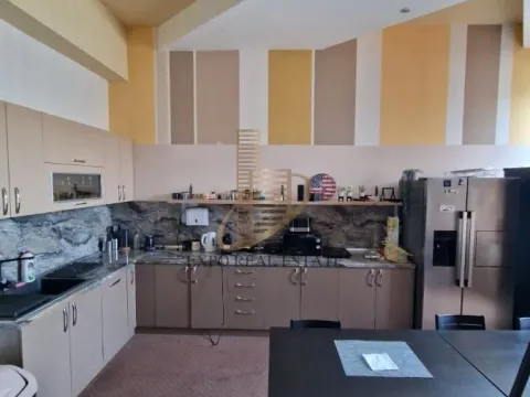 Izdavanje, poslovni prostor, 690m², Novo naselje, Novi Sad - image 16