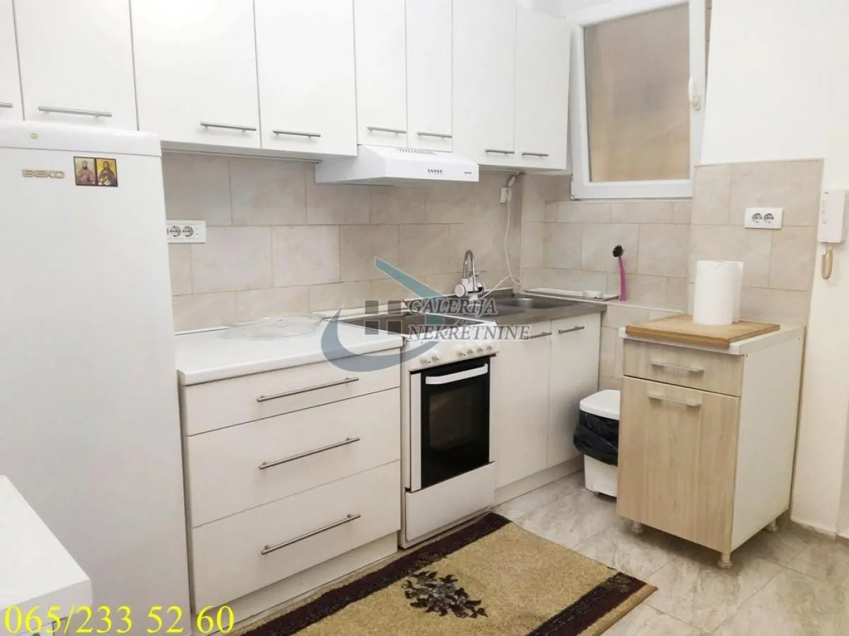 Prodaja, jednosoban stan, 36m², Vračar Hram, Vračar Sve Podlokacije