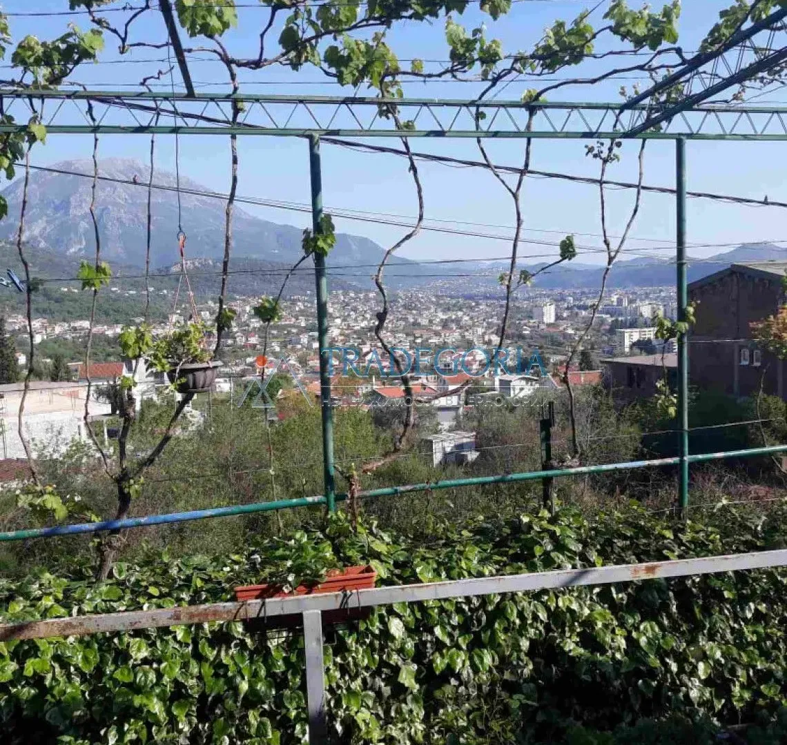 Prodaja, kuća, 105m², Bar, Crna Gora