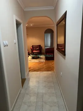 Izdavanje, trosoban stan, 78m², Bulevar Oslobodjenja, Novi Sad Sve Podlokacije - image 10