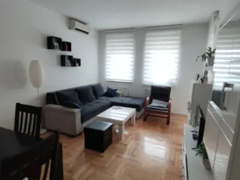 Prodaja, dvosoban stan, 57m², Detelinara, Novi Sad Sve Podlokacije