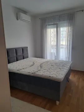 Izdavanje, dvosoban stan, 68m², City Kvart, Podgorica - image 3