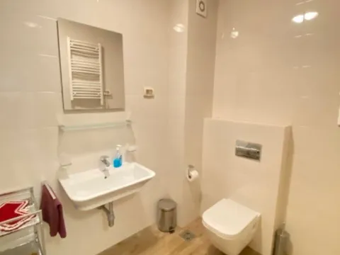 Izdavanje, dvosoban stan, 71m², City Kvart, Podgorica - image 9