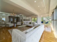 Izdavanje, trosoban stan, 150m², Dukley Gardens, Budva - image 3