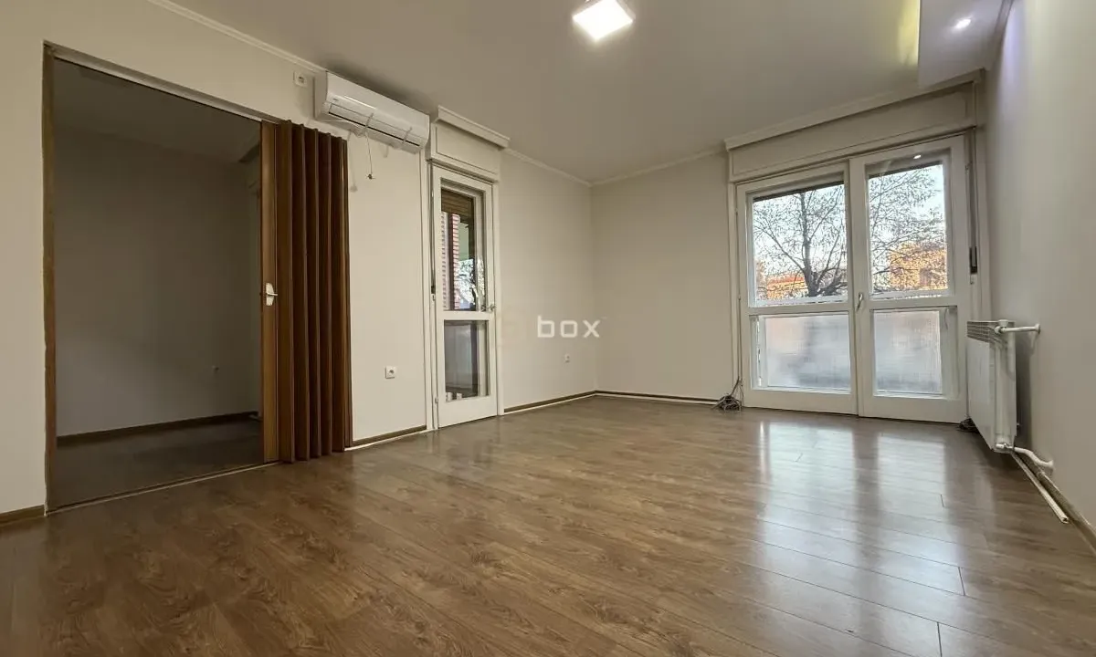 Izdavanje, jednosoban stan, 52m², Medijana, Niš