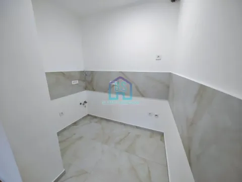 Prodaja, trosoban stan, 85m², Stari grad, Novi Sad - image 5