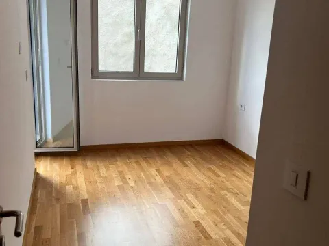 Sale, two bedroom apartment, 62m², Bečići, Budva - image 1