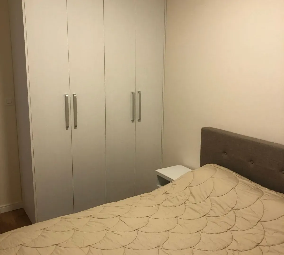 Izdavanje, jednosoban stan, 47m², Central Point, Podgorica