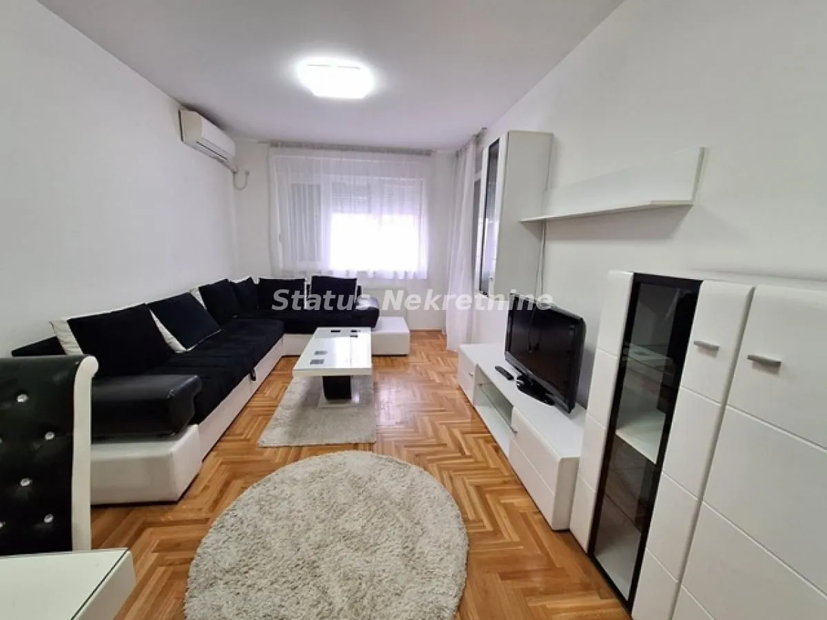 Rent, one bedroom apartment, 42m², Bulevar patrijarha Pavla, Novi Sad Sve Podlokacije