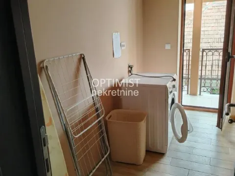Rent, four bedroom apartment, 220m², Surčin, Beograd - image 11
