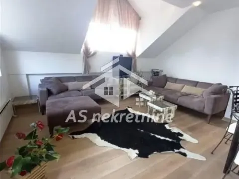 Izdavanje, četvorosoban stan, 120m², Senjak, Beograd - image 2