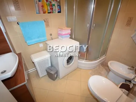 Prodaja, kuća, 450m², Vrčin, Grocka - image 7