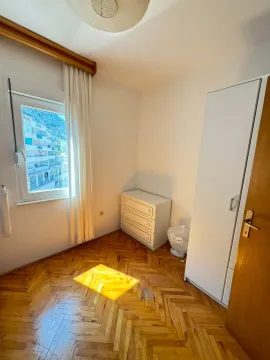 Rent, two bedroom apartment, 79m², Sveta Vrača, Kotor - image 7