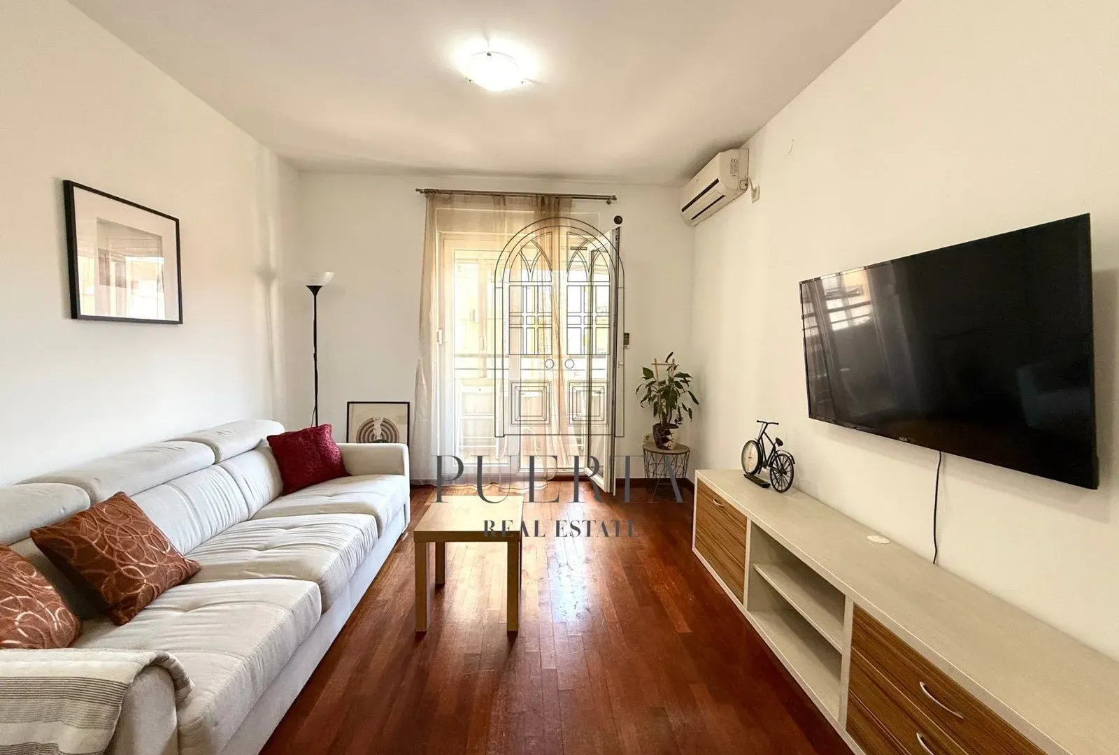 Rent, one bedroom apartment, 45m², Stari Aerodrom, Podgorica
