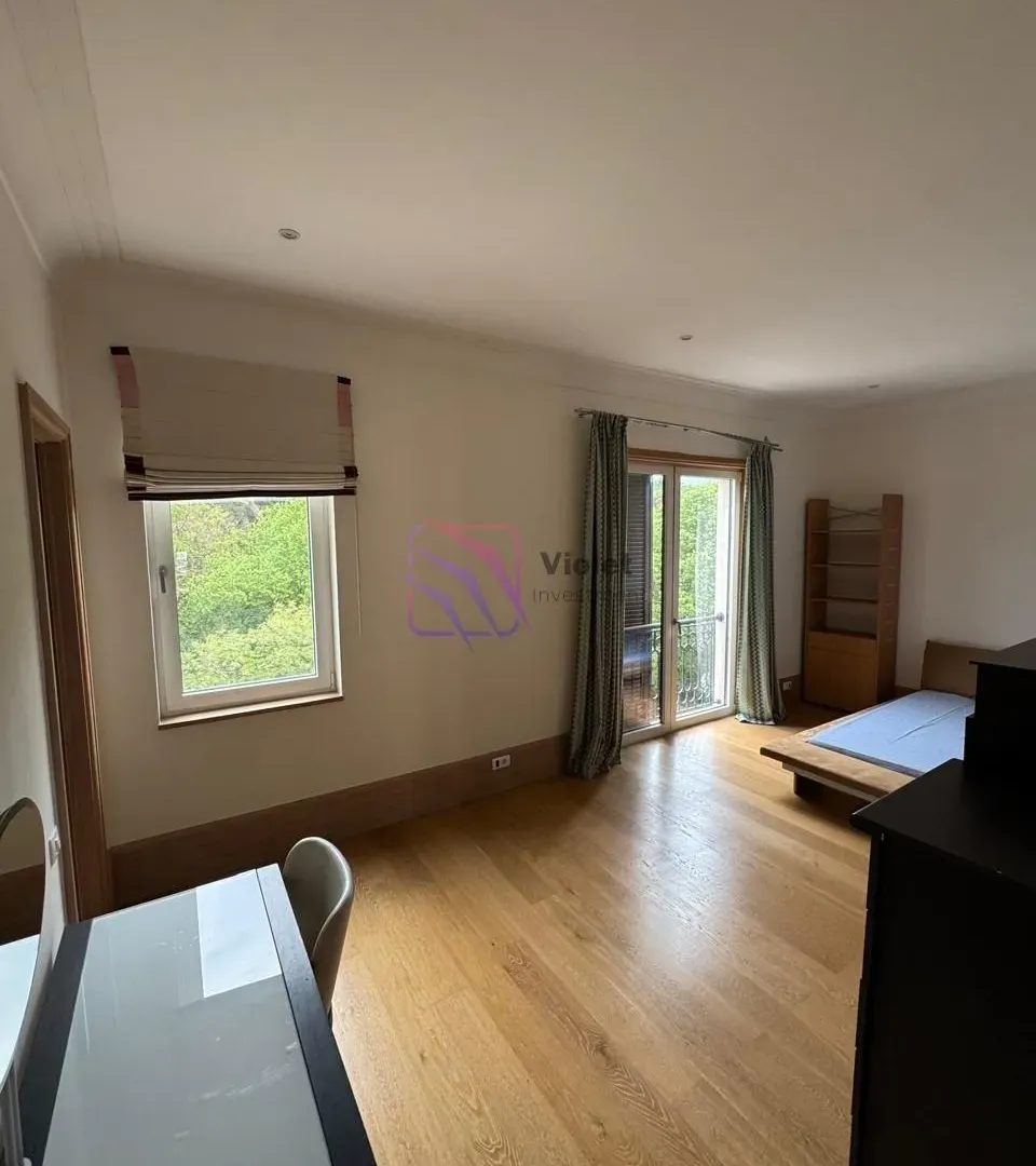 Rent, four bedroom apartment, 240m², Porto Montenegro, Tivat