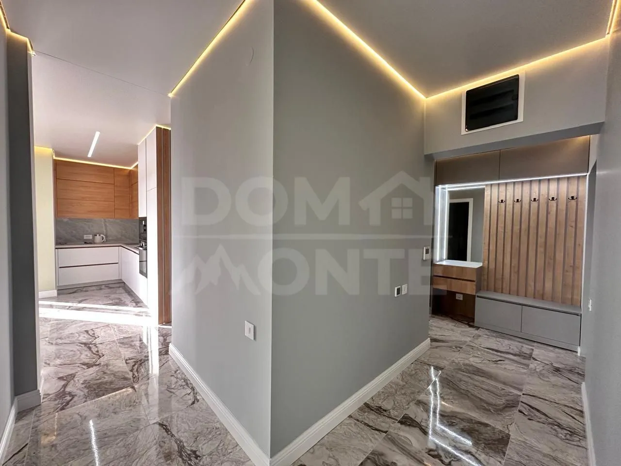 Rent, two bedroom apartment, 68m², Tivat, Crna Gora