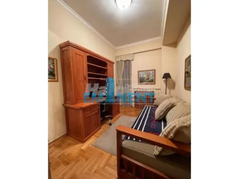Izdavanje, trosoban stan, 104m², Savski Venac, Beograd - image 10