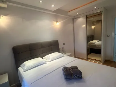 Prodaja, jednosoban stan, 51m², Stari Aerodrom, Podgorica - image 6