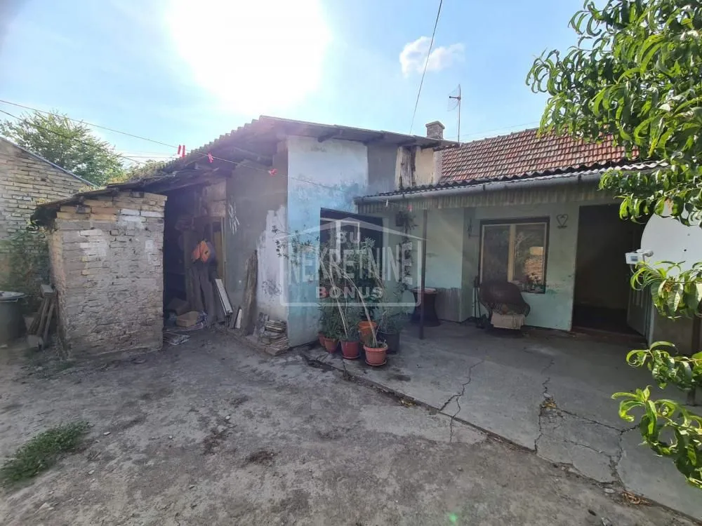 Prodaja, kuća, 70m², Novo Selo, Subotica