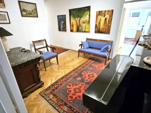 Izdavanje, četvorosoban stan, 143m², Kalenić Pijaca, Vračar Sve Podlokacije - image 5