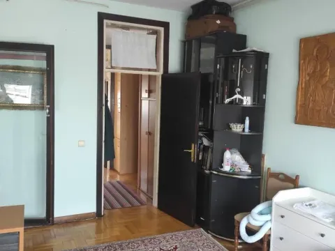 Sale, three bedroom apartment, 135m², Trošarina, Voždovac Sve Podlokacije - image 3