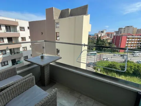 Rent, studio apartment, 30m², Budva, Crna Gora - image 5