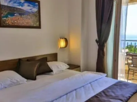 Rent, house, 150m², Reževići, Budva - image 8