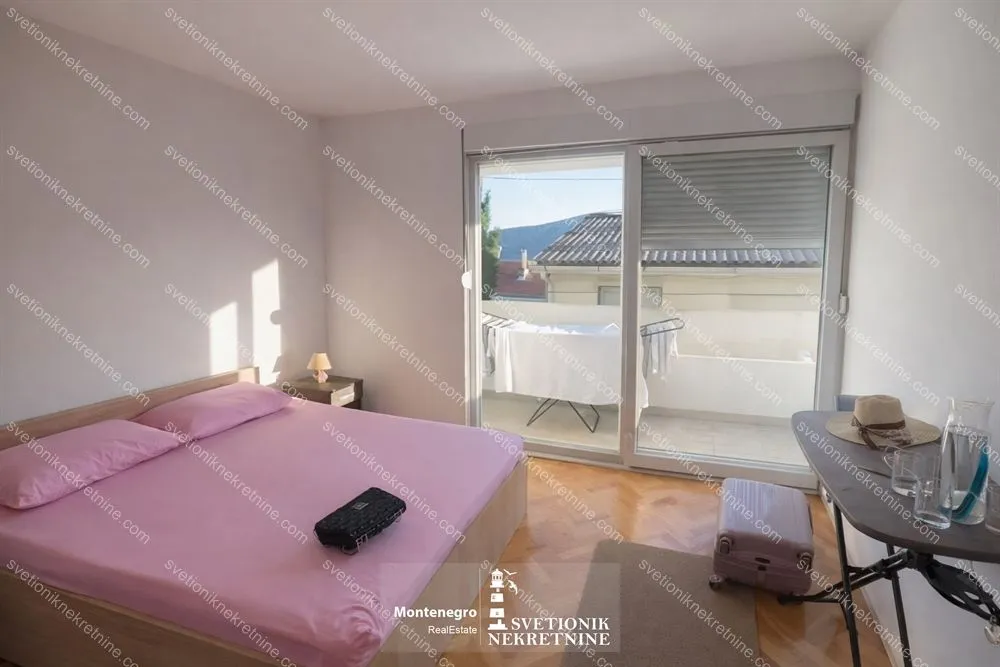 Prodaja, dvosoban stan, 66m², Centar, Herceg Novi