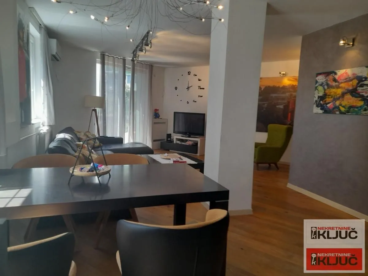 Prodaja, trosoban stan, 80m², Kej, Novi Sad Sve Podlokacije