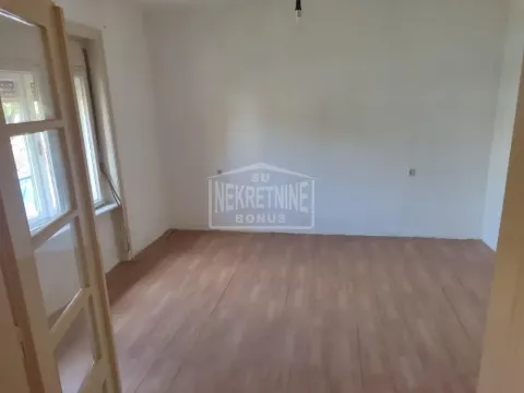 Prodaja, kuća, 88m², Mali Radanovac, Subotica - image 7