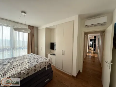 Prodaja, trosoban stan, 92m², Savski Venac, Beograd - image 11