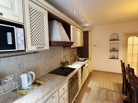 Rent, two bedroom apartment, 80m², Centar, Bar - image 7