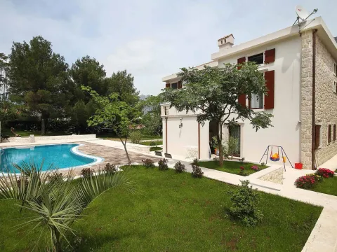 Sale, house, 497m², Prčanj, Kotor - image 17