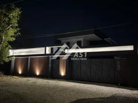 Izdavanje, kuća, 250m², Novi Banovci, Stara Pazova - image 9