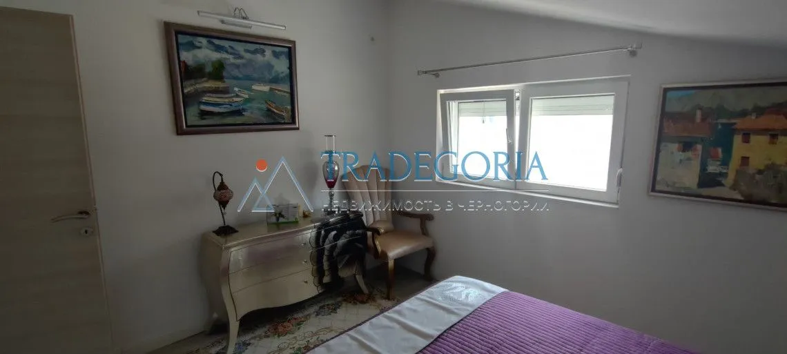 Prodaja, trosoban stan, 110m², Tivat, Crna Gora