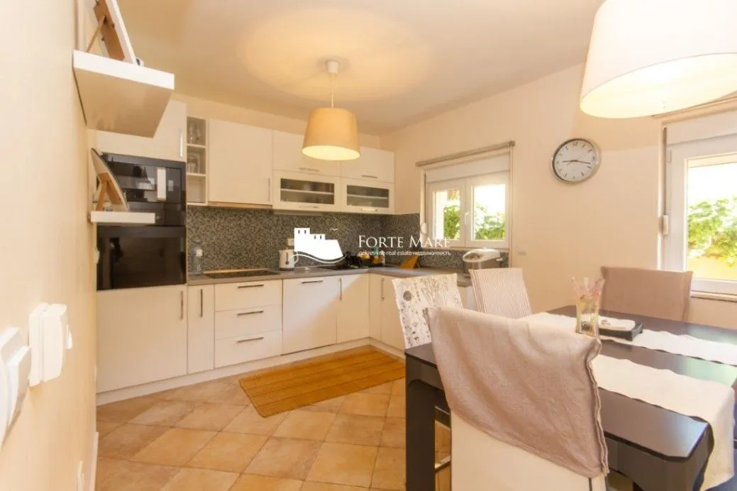 Sale, house, 200m², Đenovići, Herceg Novi