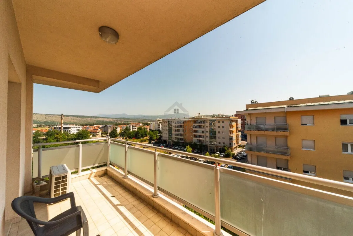 Rent, one bedroom apartment, 52m², City Kvart, Podgorica