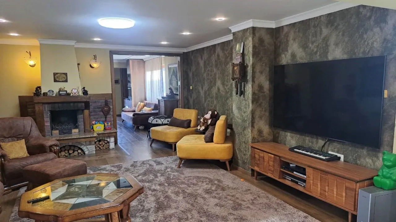 Prodaja, kuća, 268m², Rožaje, Crna Gora