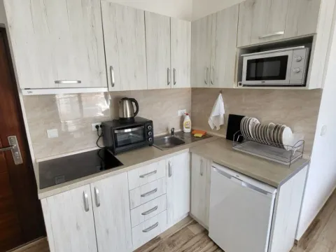 Sale, one bedroom apartment, 43m², Bečići, Budva - image 4