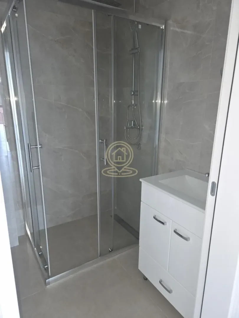 Sale, three bedroom apartment, 74m², Medijana, Niš