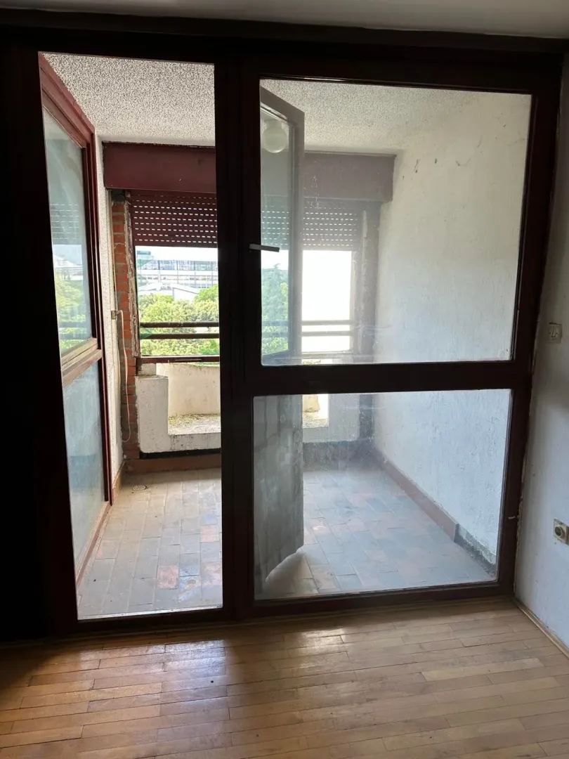 Prodaja, dvosoban stan, 80m², Blok 5, Podgorica