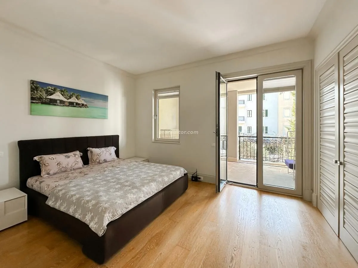 Prodaja, dvosoban stan, 115m², Porto Montenegro, Tivat