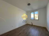 Izdavanje, kuća, 170m², Murtovina, Podgorica - image 8