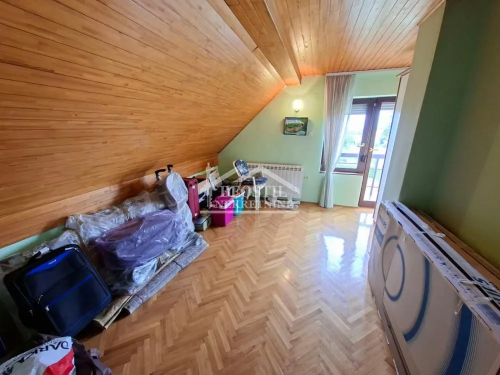 Prodaja, kuća, 267m², Jugovo, Smederevo
