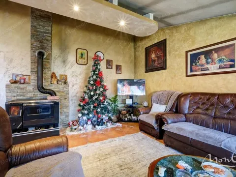 Sale, house, 219m², Dobrota, Kotor - image 4