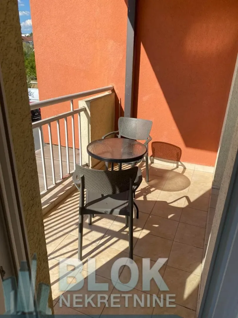 Izdavanje, trosoban stan, 110m², City Kvart, Podgorica