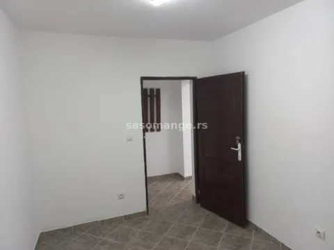 Izdavanje, poslovni prostor, 97m², Rakovica, Beograd - image 9