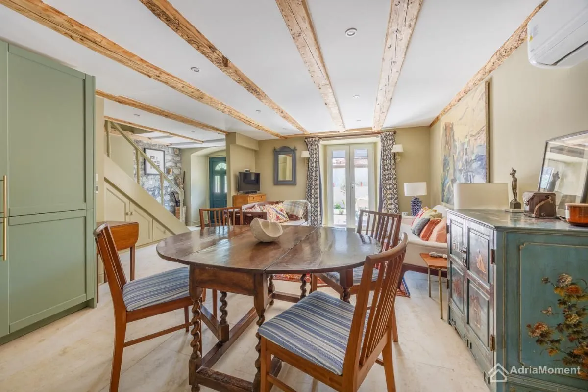 Prodaja, kuća, 92m², Kamenari, Herceg Novi