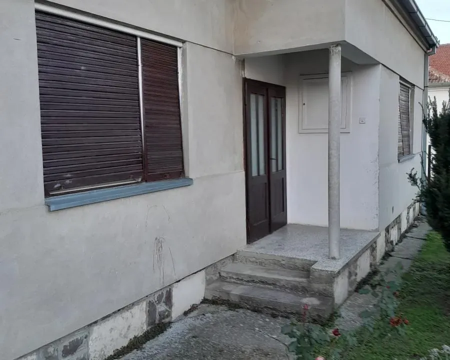 Prodaja, kuća, 92m², Veternik, Novi Sad Sve Podlokacije