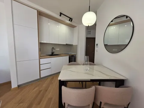 Izdavanje, jednosoban stan, 44m², Bečići, Budva - image 12